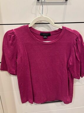 Sanctuary Short Sleeve Tee in Fuchsia